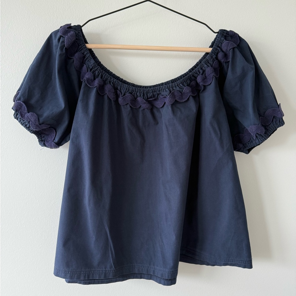 Smith & Quinn Women's Navy Cotton Puff Peasant Top - Picture 2 of 5